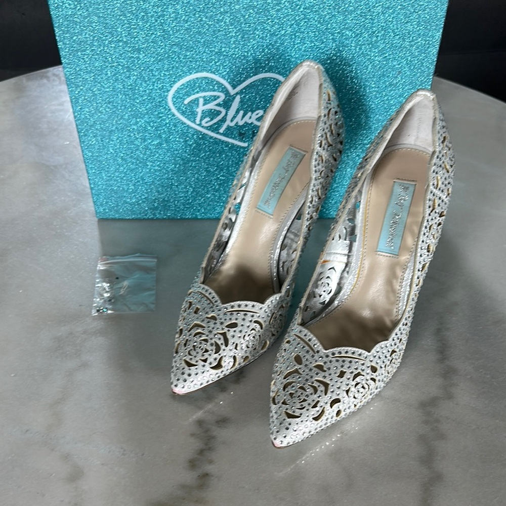 Betsey Johnson Teal and Silver Glitter Box